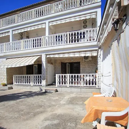 And By The Sea - 5874 Guest house Zadar