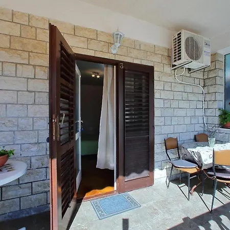 Gæstehus And By The Sea - 5874