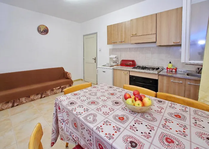 And By The Sea - 5874 3* Zadar